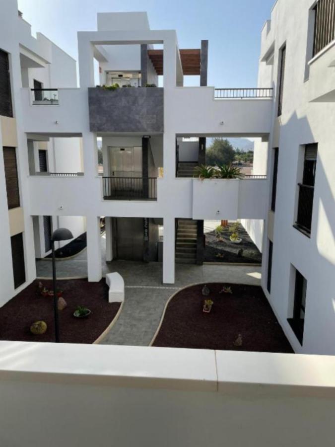 Green View Luxury Appartment In New Complex Pueblo Majorero Next To Golf Course 5 Min Walk From The Beach And Atlantico Shopping Centre In Caleta De Fuste Next To Cassino And Elba Sara Hotel 2 Bedrooms 2 Bathrooms Huge Terace! Luaran gambar